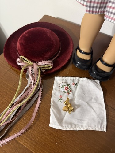 American Girl 18 inch Samantha DOLL Pleasant Company With Outfit & Accessories - Picture 2 of 7