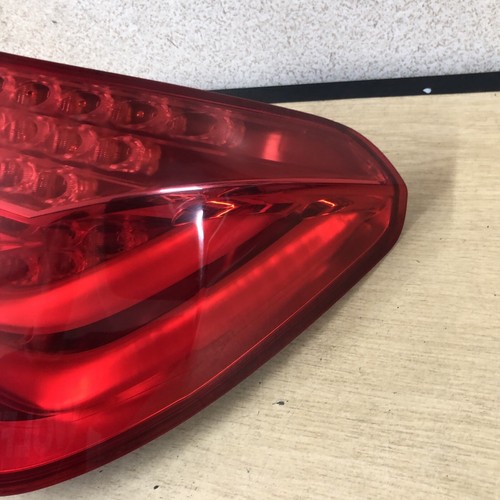 BMW 7 SERIES F01 F02 2007-2012 REAR LIGHT OUTER DRIVER RIGHT SIDE 7182198 - Picture 5 of 8
