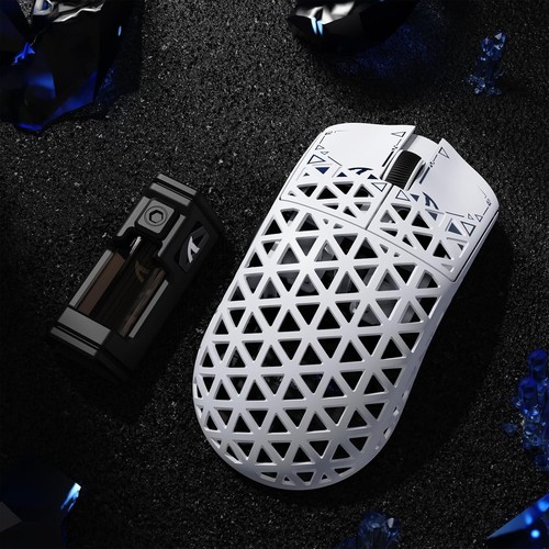 ATTACK SHARK R5 Ultra Carbonfiber HyperSpeed Bezprzewodowa mysz do gier, PAW3950MAX - Zdjęcie 20 z 21
