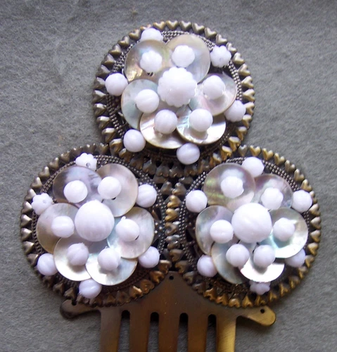 Vintage hair comb peineta Spanish mantilla style hair accessory (AAF)