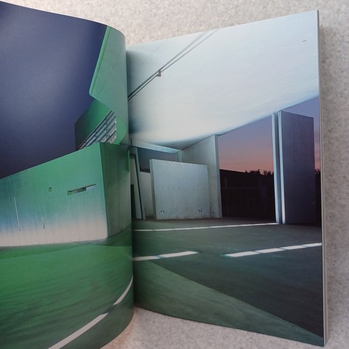 a+u Oct 1993 Feature ZahaHadid Lebbeus Woods :Architecture & Urbanism - Picture 11 of 17