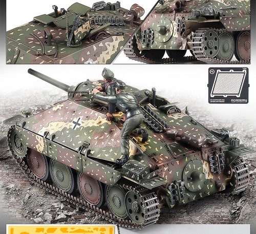 Kit Modelo Academy Hobby - 1/35 Jagdpanzer 38(t) Hetzer Versión Tardía y Tripulación Alemana - Imagen 3 de 6
