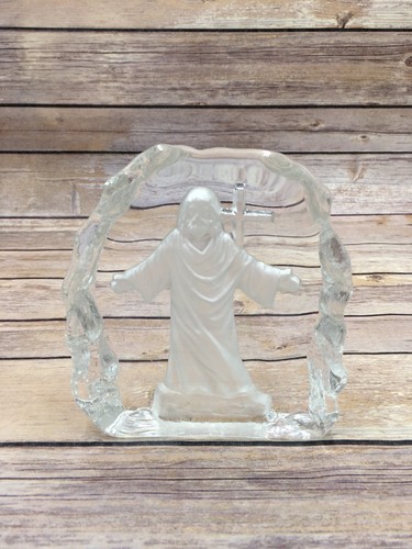 Estatuilla Religiosa Vintage Grabada Esmerilada Jesucristo VIDRIO GRABADO - Imagen 2 de 6