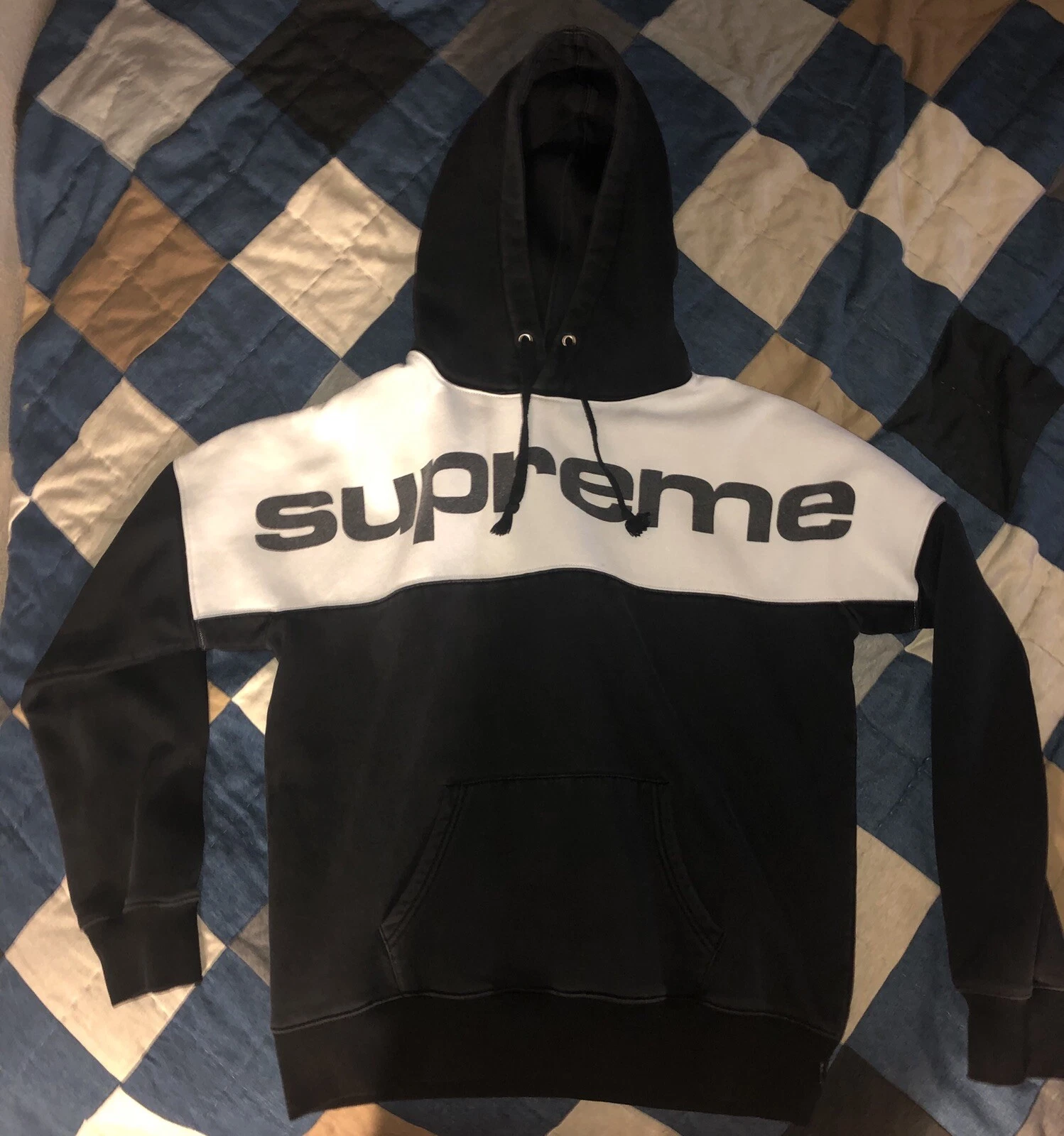 Sweat à capuche Supreme FW17 logo bloqué très rare en bon état taille L