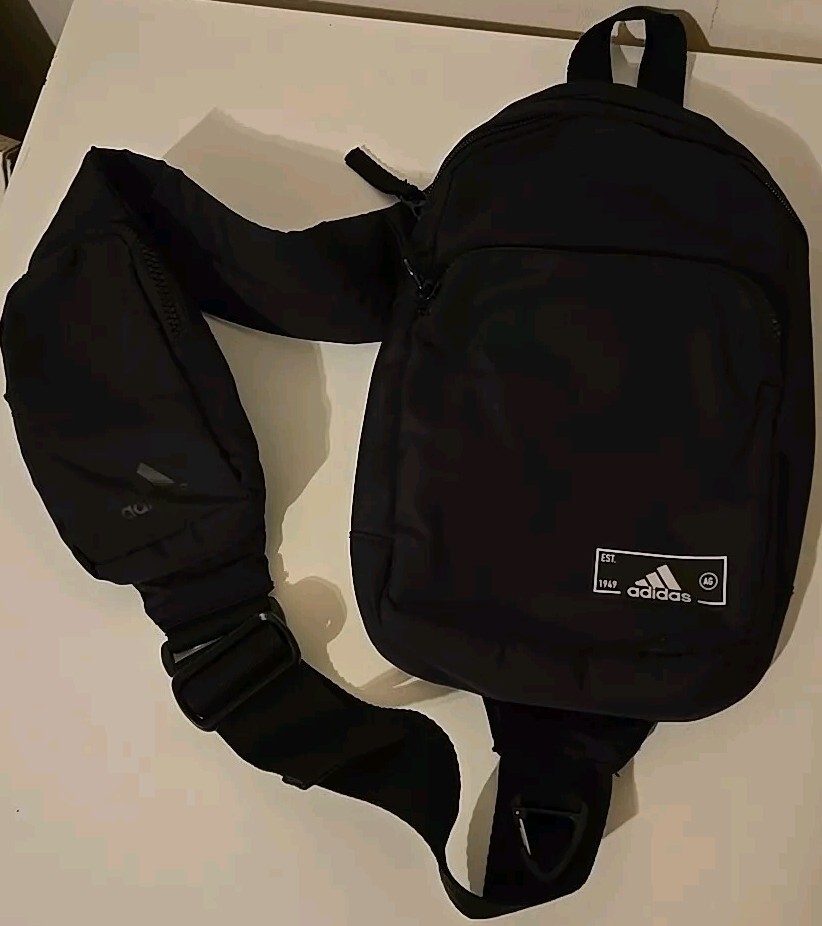 Foto 1 di 6