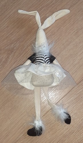 Hase mit Kleid Kantenhocker Stoffhase Deko Landhaus shabby schwarz/weiß - Bild 3 von 4