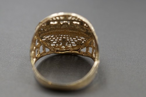 Anillo redondo de dos tonos corte de diamantes de última cena de oro amarillo liso de 10 K de 0,8". Talla 11 - Imagen 5 de 9