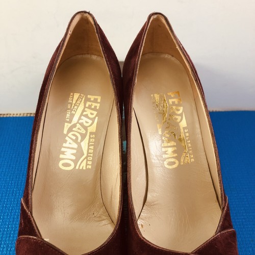Vintage Salvatore Ferragamo Abaris Parigi 2,5" hochhackige Pumps Wildleder weinrot Größe 5 B - Bild 2 von 12