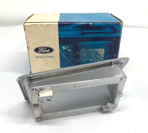 1970 - 1977 FORD MAVERICK Right Side Lamp Bezel D0DZ-15A440-L Body side - Picture 3 of 6