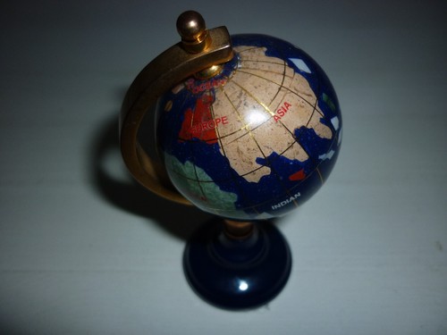 Kleine Globus mit Messing Gestell Edel 70er Jahre echt Vintage - Bild 2 von 3