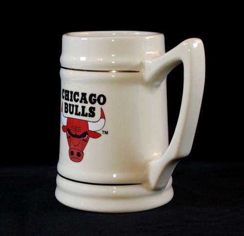 Chicago Bulls Ceramic Stein or Mug White with Gold Trim Decorative - Picture 5 of 10