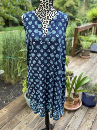 Lands End Kleid Gr. Large blau weiß ärmellos Taschen Baumwolle Medaillon Strand