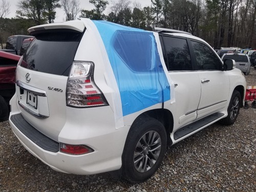 15 2015 LEXUS GX460 FUEL FILLER DOOR WHITE - Picture 11 of 12