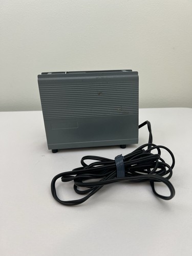 Vintage Graflex 3452 Compact Filmstrip Projector - Picture 4 of 10
