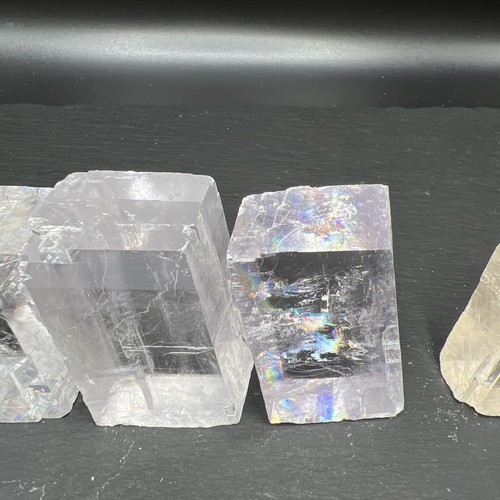 GRUPO DE PIEDRA CRISTAL CALCITA ÓPTICA TRANSPARENTE ESPÁRRAGO ISLANDIA NATURAL PREMIUM 448g - Imagen 10 de 11