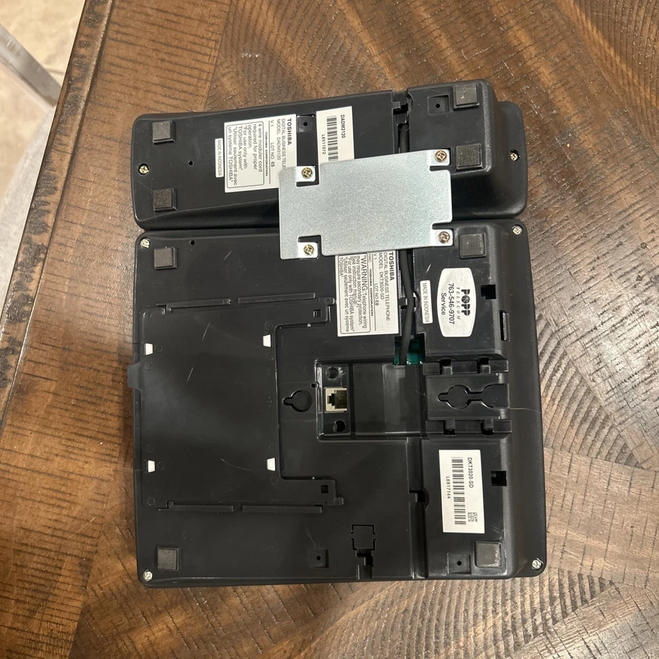 Juego de teléfono digital de oficina Toshiba DKT3020-SD 20 botones carbón Foto 2 de 2