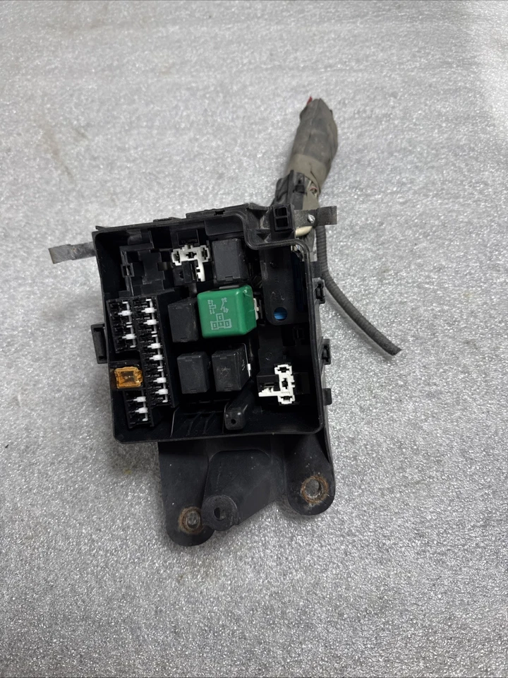 OEM Lexus LS430 Fuse Box Relay Unit 82662-50110 2001-2006 - Image 2 of 4