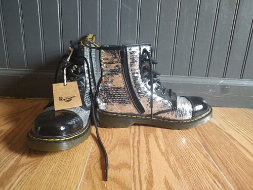 Dr Martens 1460 Y Pooch Black Silver Sequin Side Zip Ankle Boots Sz Women 7 - Picture 2 of 4