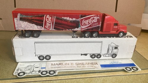 ertl COCA-COLA CLASSIC TRACTOR TRAILER - Picture 2 of 3