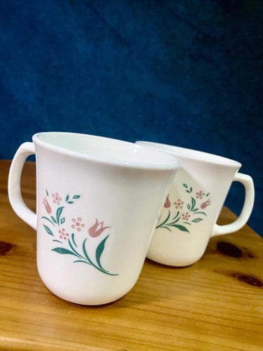 Corning Corelle Rosemarie Mauve Tulip White Coffee Mug Set of Two - Picture 2 of 9