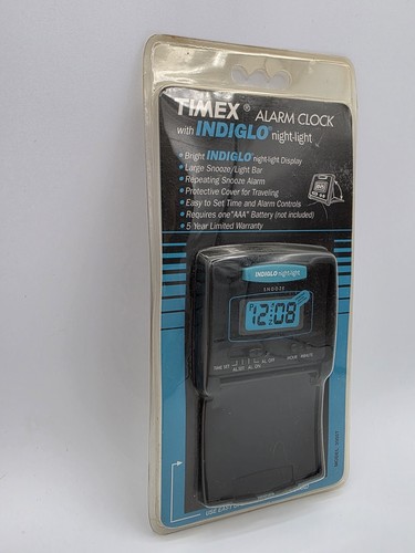 Vintage Timex INDIGLO Night Light Flip Folding Travel Digital Alarm Clock NEW - Picture 3 of 3