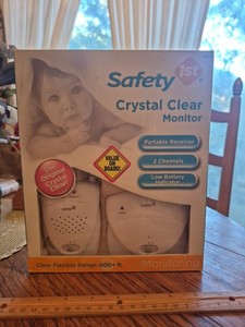 Safety 1st Crystal Clear Audio 49 MHz Baby Monitor 600 FT Range 08026
