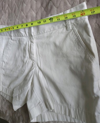 Women's J.Crew Broken In Chino 4.75" Shorts White Size 6 Casual Pockets EUC - Picture 3 of 9