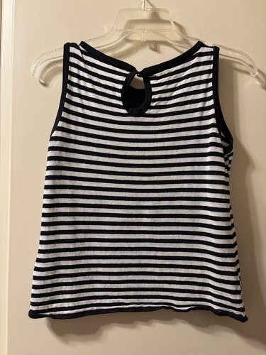 St. John Sport Petite gestreiftes Strick-Tanktop – Wollmischung – schwarz weiß - Bild 5 von 5