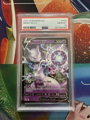 Pokemon Card Mewtwo v 2022 Alternate Full Art Holo Card 30/78 PSA 10 One Owner