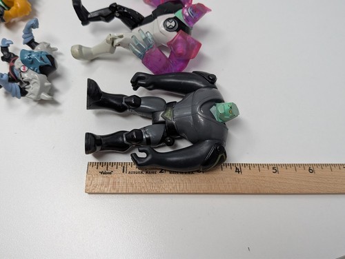 6x Lot Ben 10 Tennyson Figures, Tetrax, Diamondhead, Shocksquatch & Khyber Minis - Picture 2 of 15