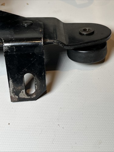 Lazy Boy La-Z Recline Track Roller Bearing Base Guide Bottom Side Bracket (J1) - Picture 11 of 15