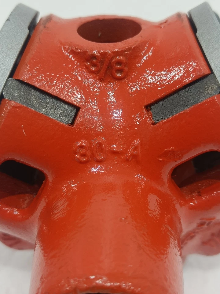 RIDGID 30-A 3-WAY 3/8 , 1/2 , 3/4 PIPE THREADER HAND HELD THREADER WITH HANDLES - Image 4 of 4