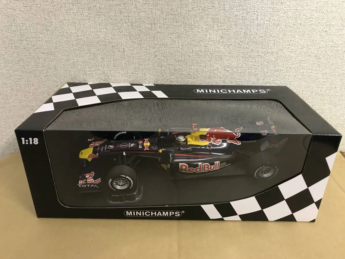 MINICHAMPS Sebastian Vettel 1:18 Scale Diecast Racing Cars for