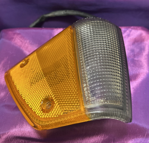 Honda Civic SB3 EA 1984 JDM Corner Light LEFT (Used) - Picture 6 of 10