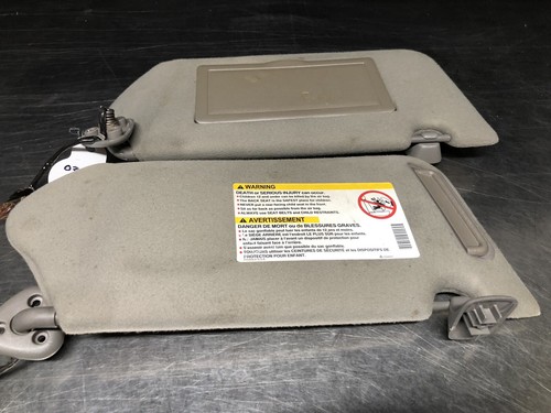 2000-2005 Chevrolet Impala Monte Carlo L&R Sun Visors Shades Pair Oem - Picture 3 of 4
