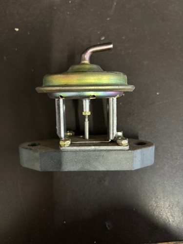 Válvula Mazda GLC EGR 1981-1982 #8325-20-300 - Imagen 1 de 3