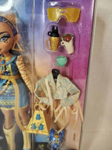 2022 MONSTER HIGH Cleo DeNile Fab-boo-lous Royal Mummy w/ Pet TUT - Picture 3 of 7