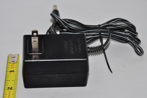 Texas Instruments TI AC-9470 Alimentatore Adattatore per Calcolatrice DC 5.5V 300mA - Foto 5 di 7