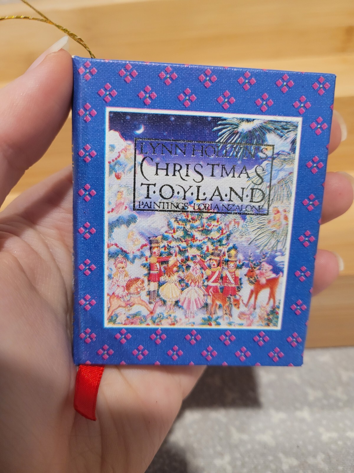 VTG Kurt S Adler Christmas Toyland Around the World Santa Mini Book