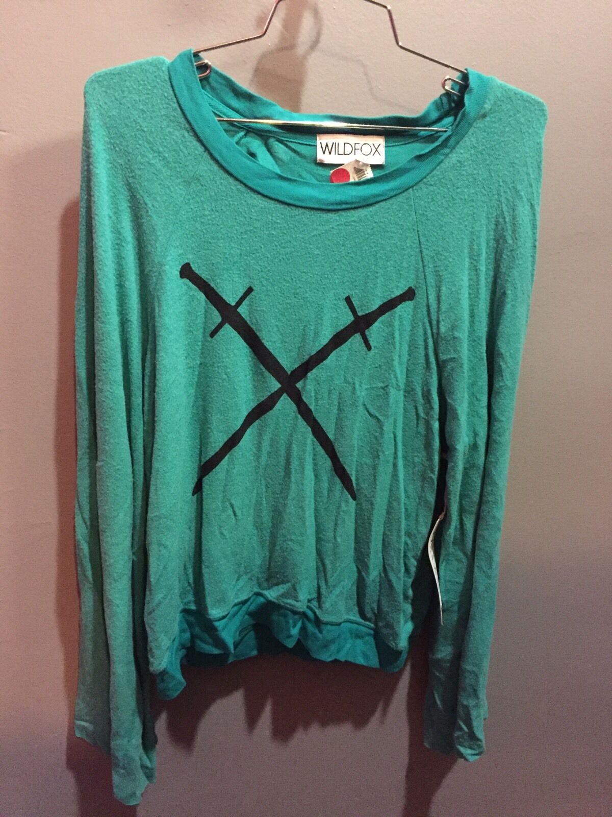 140 NWT Wildfox Brand Solid Green Crossed Swords Bell Sleeved Sweatshirt 140 NWT Wildfox Brand Solid Green Crossed Swords Bell Sleeved Sweatshirt