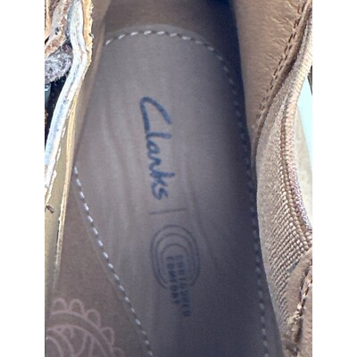 Clarks Women's Tamzen Mid Chelsea Boot, Tan Waxy Suede, Size 10