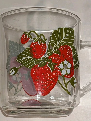 Clear Glass Mugs With Retro Strawberry Painted Design ~ by Luminarc~Lot Of 3!! - Picture 10 of 12