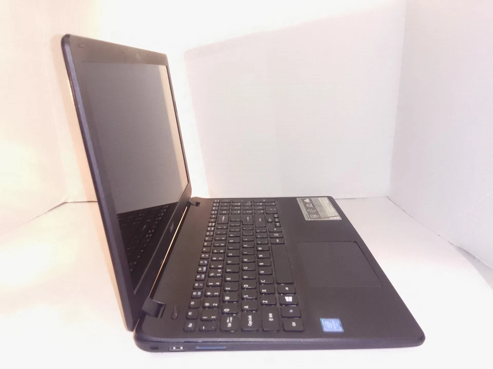 Acer Aspire ES1-531 15.6" Intel Celeron sin Ram sin HDD Foto 2 de 4