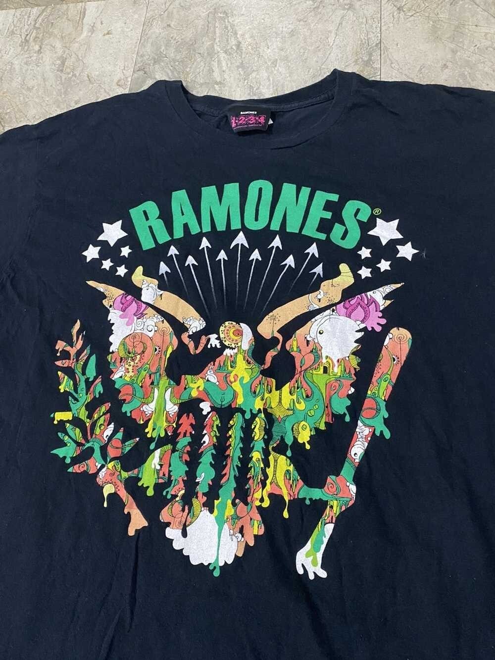 Vintage 2000s Ramones T-shirt Black Short Sleeve All Sizes S-4XL Gift For Fan
