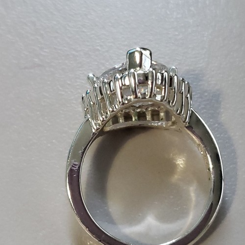 AVON SZ 5 3/4 RING - BOLD CUSHIONED TRIANGLE CZ WITH RHINESTONE ACCENTS - CLEAR - Picture 9 of 9