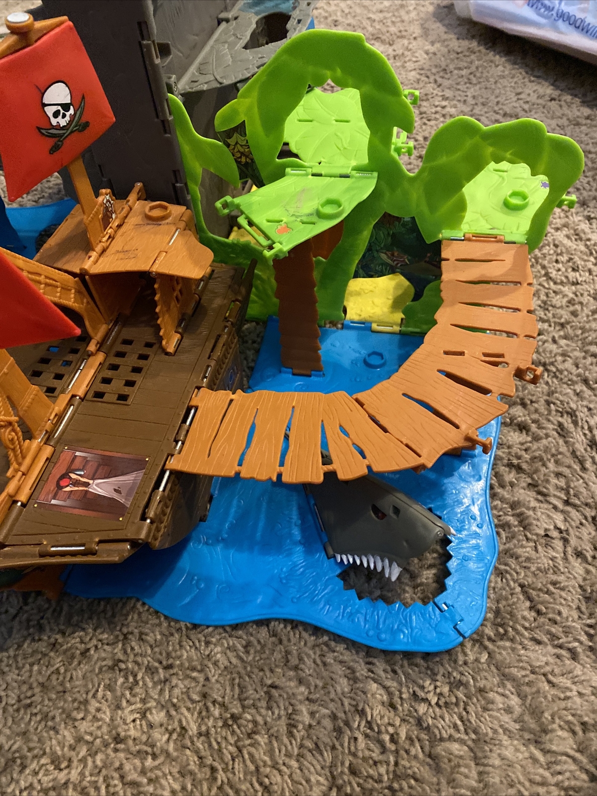 Picture 4 of 7