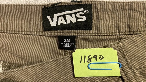VANS men’s horizontal stripe multi color flat front short size 38 - Picture 2 of 10