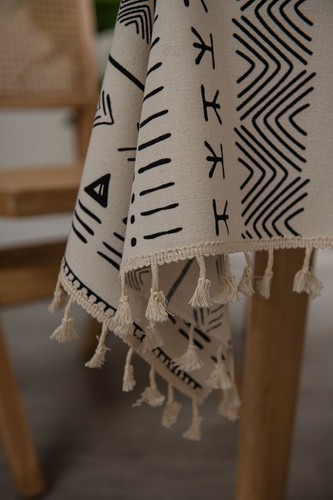 Geometric Art Tassel Cotton & Linen Water and Oil Proof Table Cloth 140x220cm - Picture 4 of 10