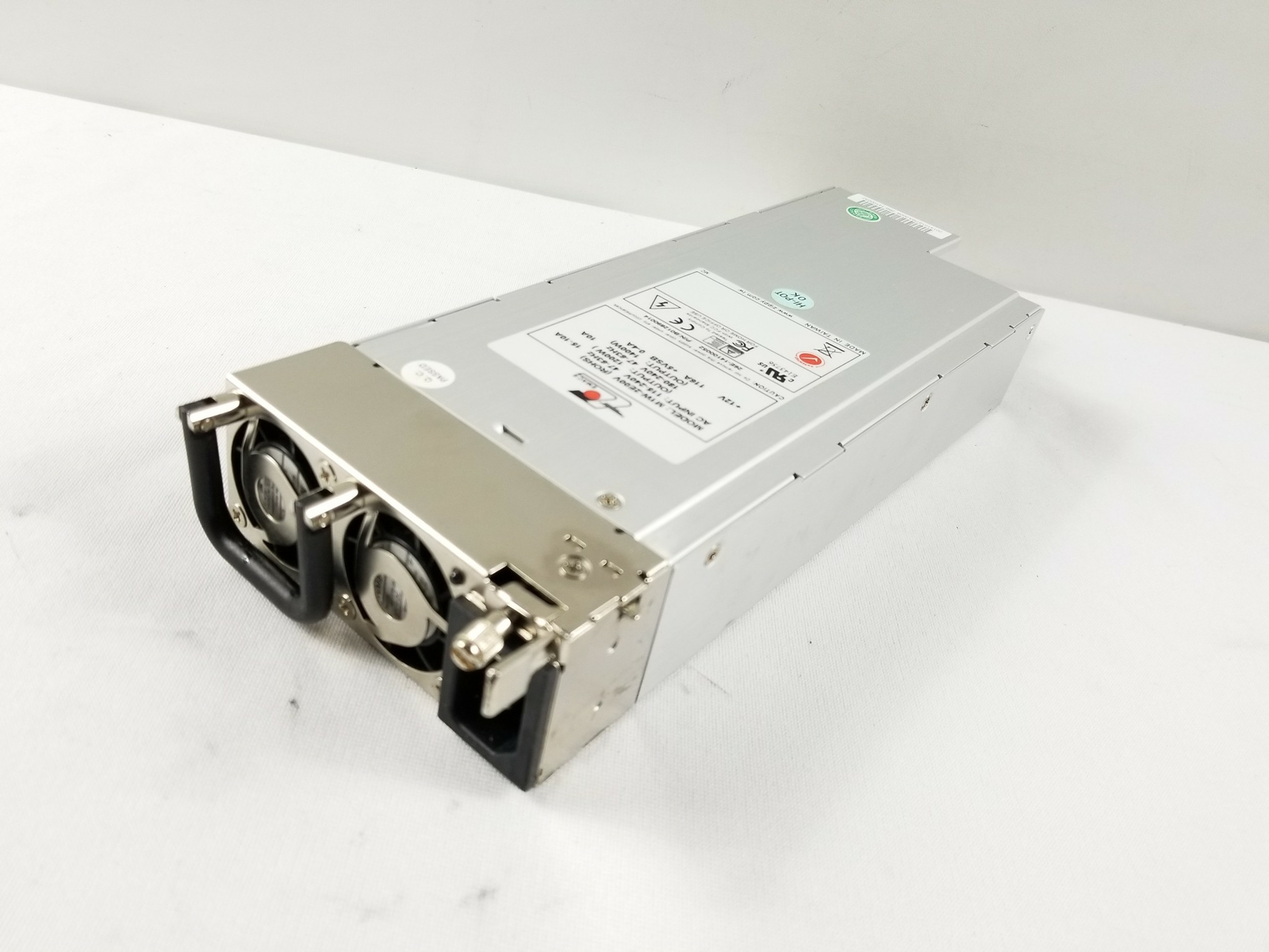 EMACS M1W-2E00V Hot Swap Power Supply Bardzo popularna, oryginalna gwarancja
