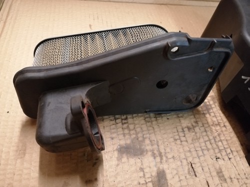 Rasentraktor,Luftfilter-Kasten, Luftfiltergehäuse, Motor Briggs & Stratton 13 HP - Bild 6 von 7